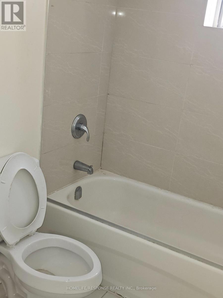 1003 - 3390 Weston Road, Toronto, Ontario M9M 2X3 - Photo 12 - W12740370