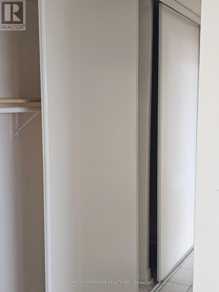 1003 - 3390 Weston Road, Toronto, Ontario M9M 2X3 - Photo 4 - W12740370