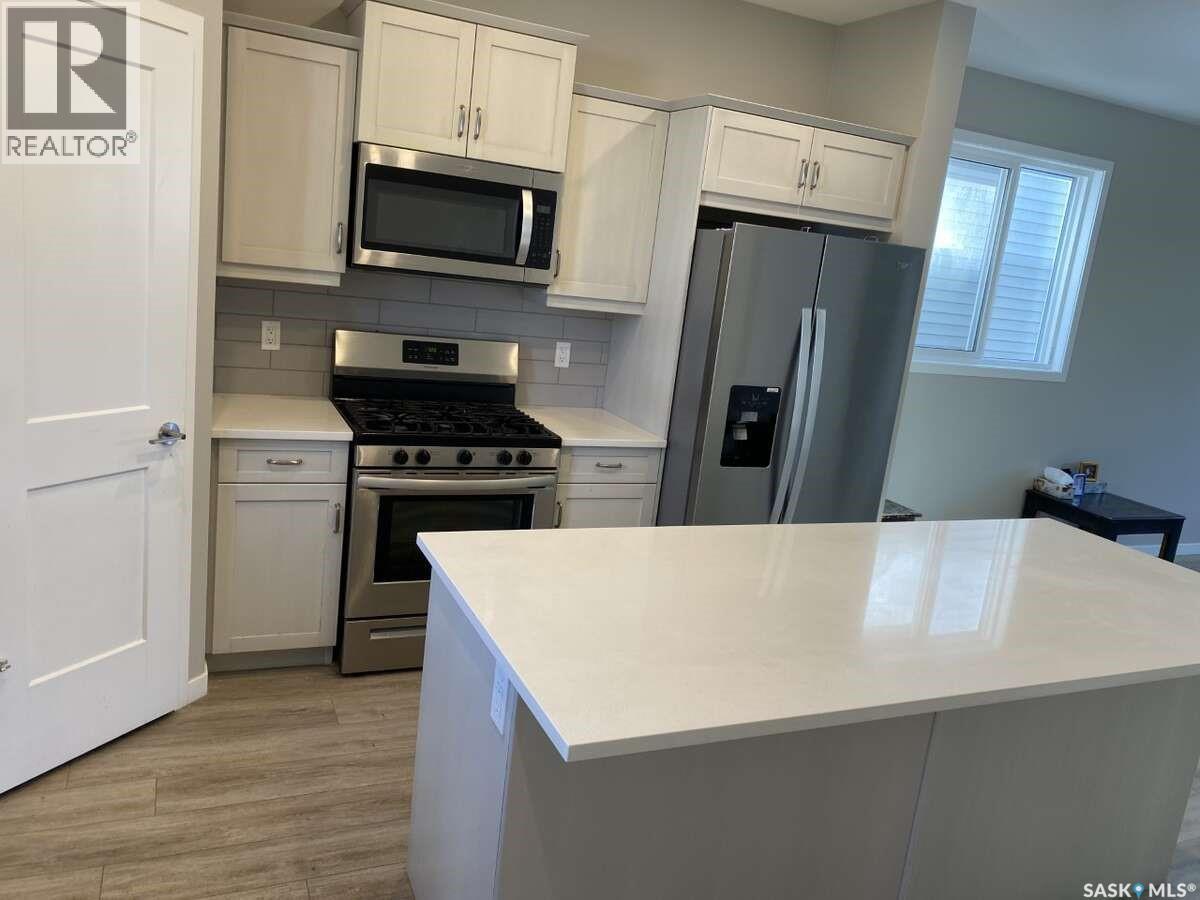 5132 Buckingham Drive, Regina, Saskatchewan  S4V 3W2 - Photo 7 - SK995854