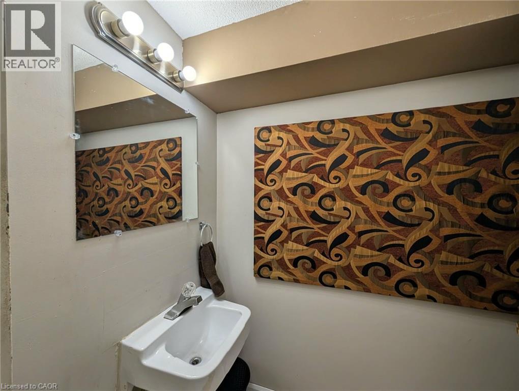 105 Main Street W, Dunnville, Ontario  N1A 3C8 - Photo 34 - 40795452