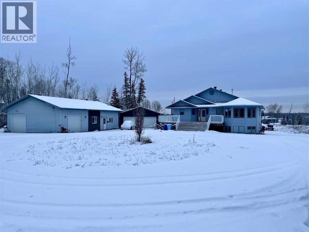 25 FREESTONE Way, Saprae Creek, Alberta