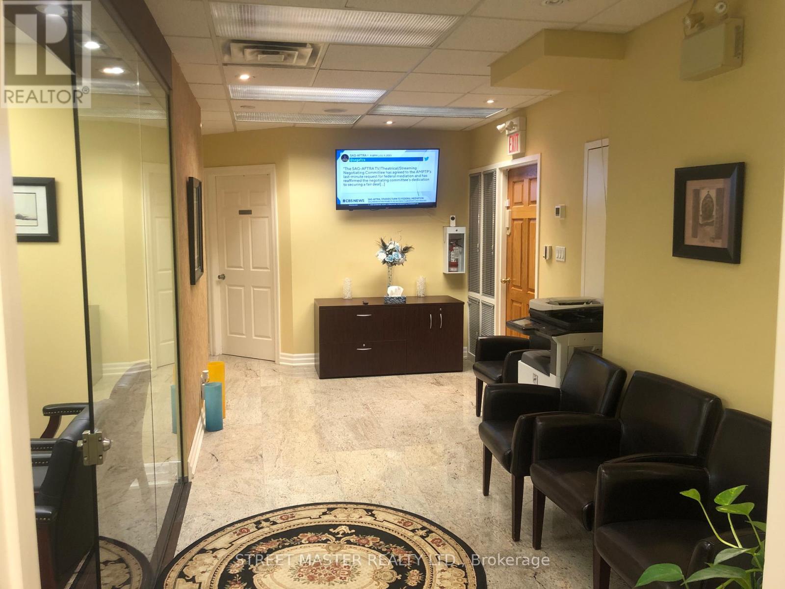 200 - 1a Conestoga Drive, Brampton, Ontario  L6Z 4N5 - Photo 17 - W12748706