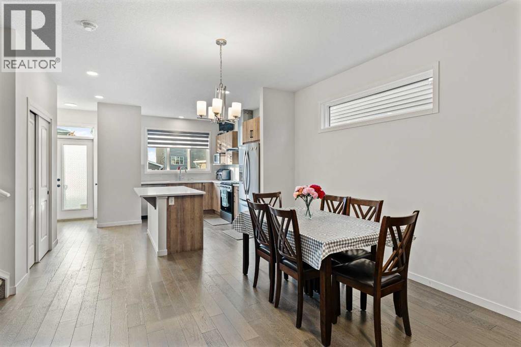 133 Chelsea Glen, Chestermere, Alberta  T1X 2P4 - Photo 10 - A2282078