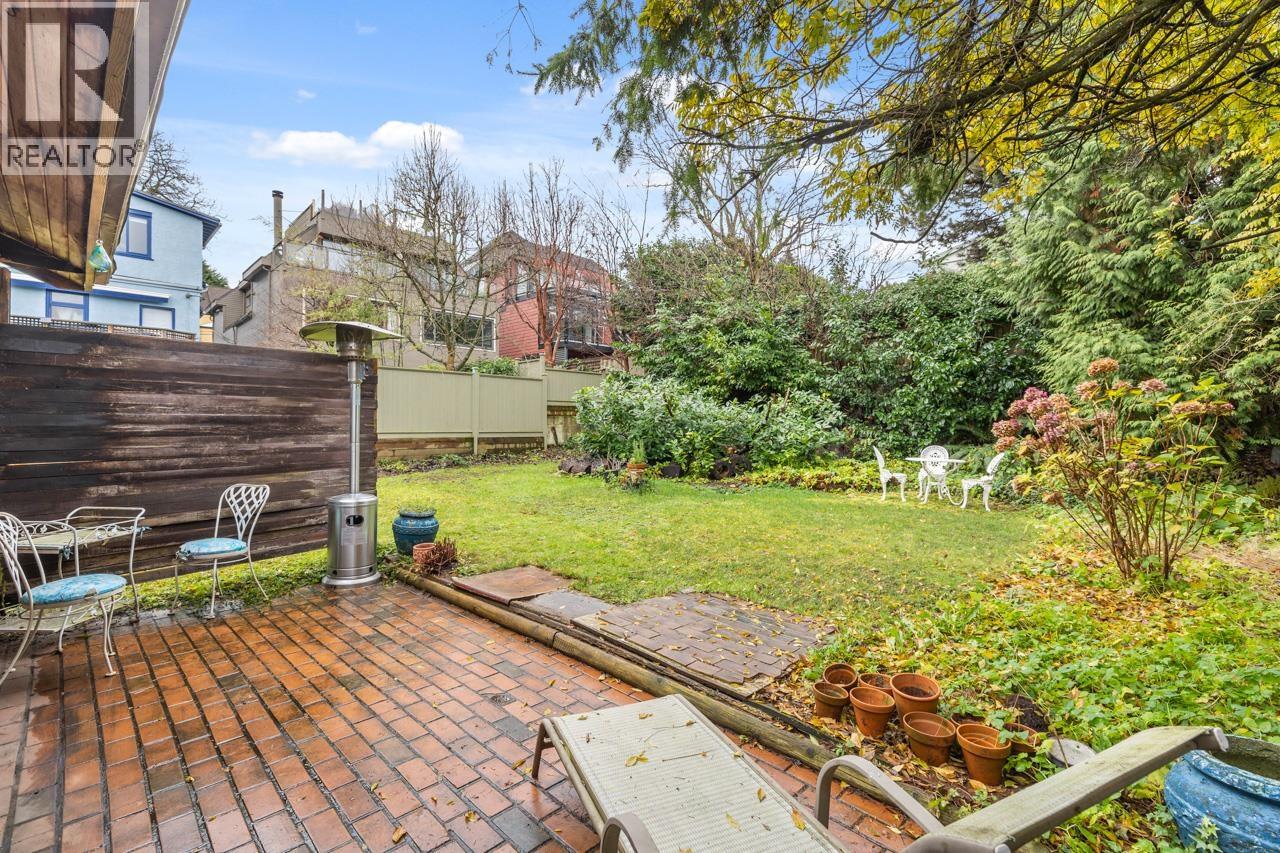 Listing Picture 29 of 40 : 2730 POINT GREY ROAD, Vancouver / 溫哥華 - 魯藝地產 Yvonne Lu Group - MLS Medallion Club Member