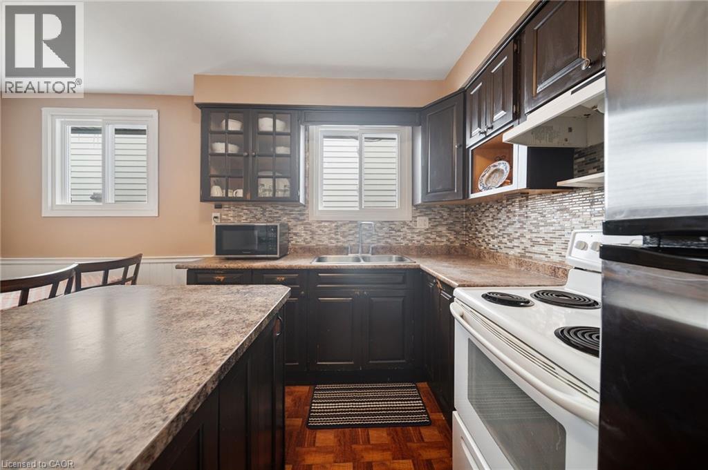 98 East 35th Street, Hamilton, Ontario  L8V 3Y1 - Photo 15 - 40802223