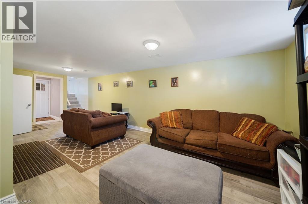 98 East 35th Street, Hamilton, Ontario  L8V 3Y1 - Photo 36 - 40802223