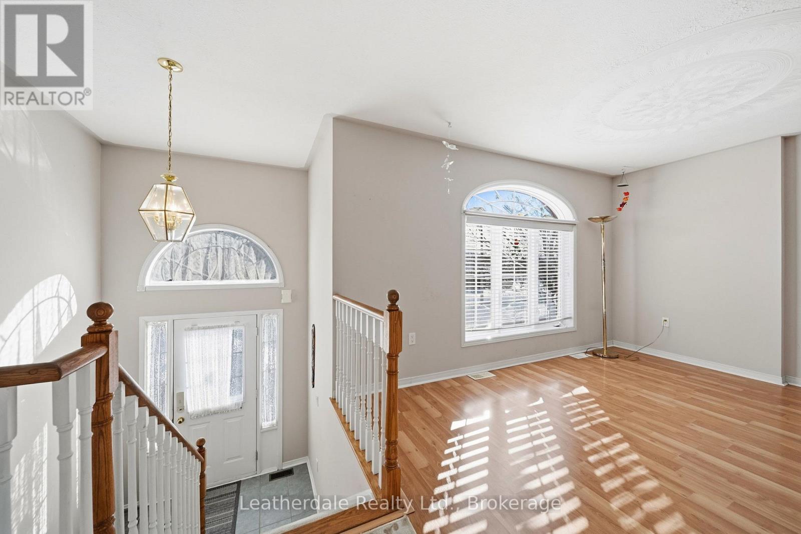 133 Julia Crescent, Orillia, Ontario  L3V 7X4 - Photo 4 - S12749418