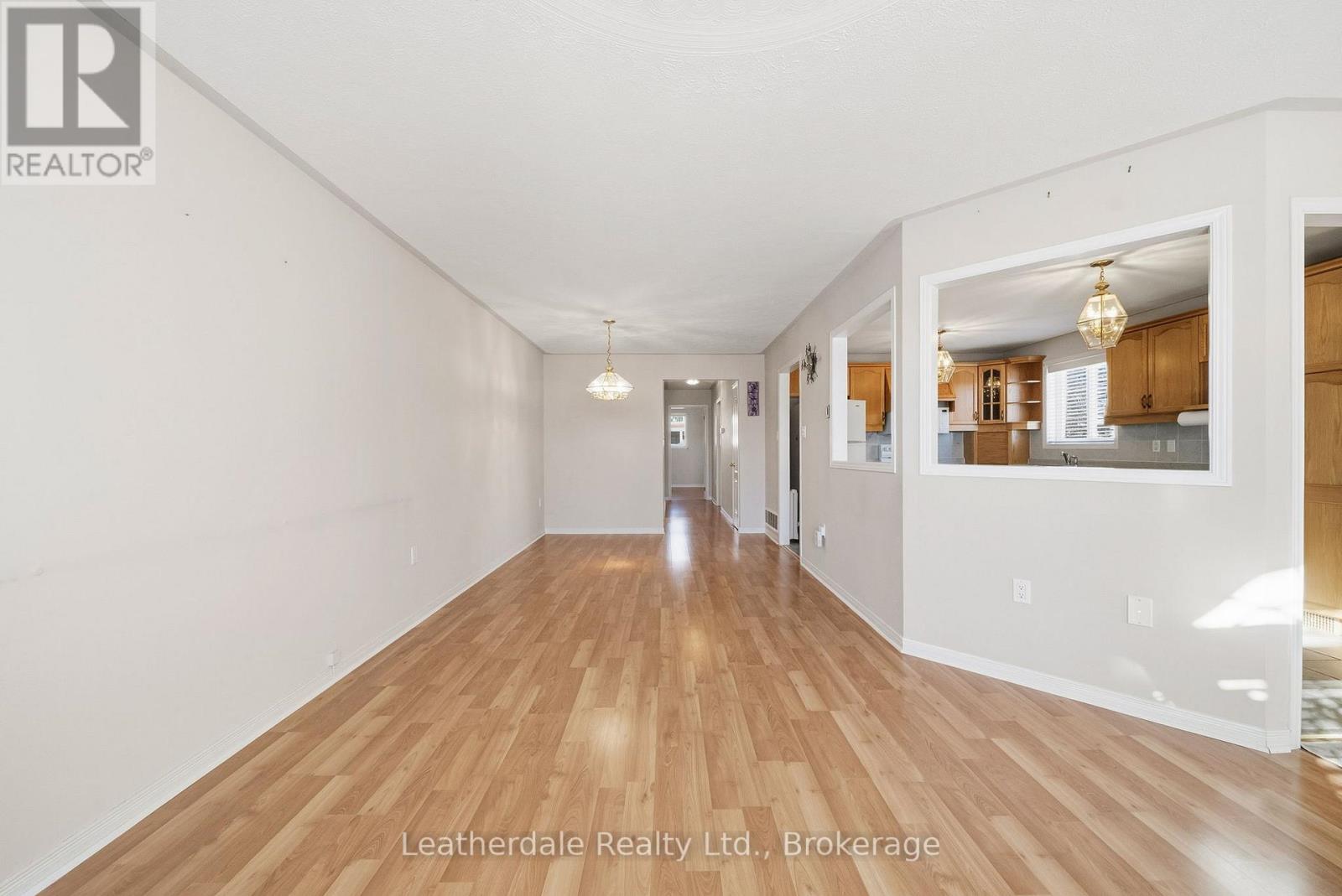 133 Julia Crescent, Orillia, Ontario  L3V 7X4 - Photo 6 - S12749418