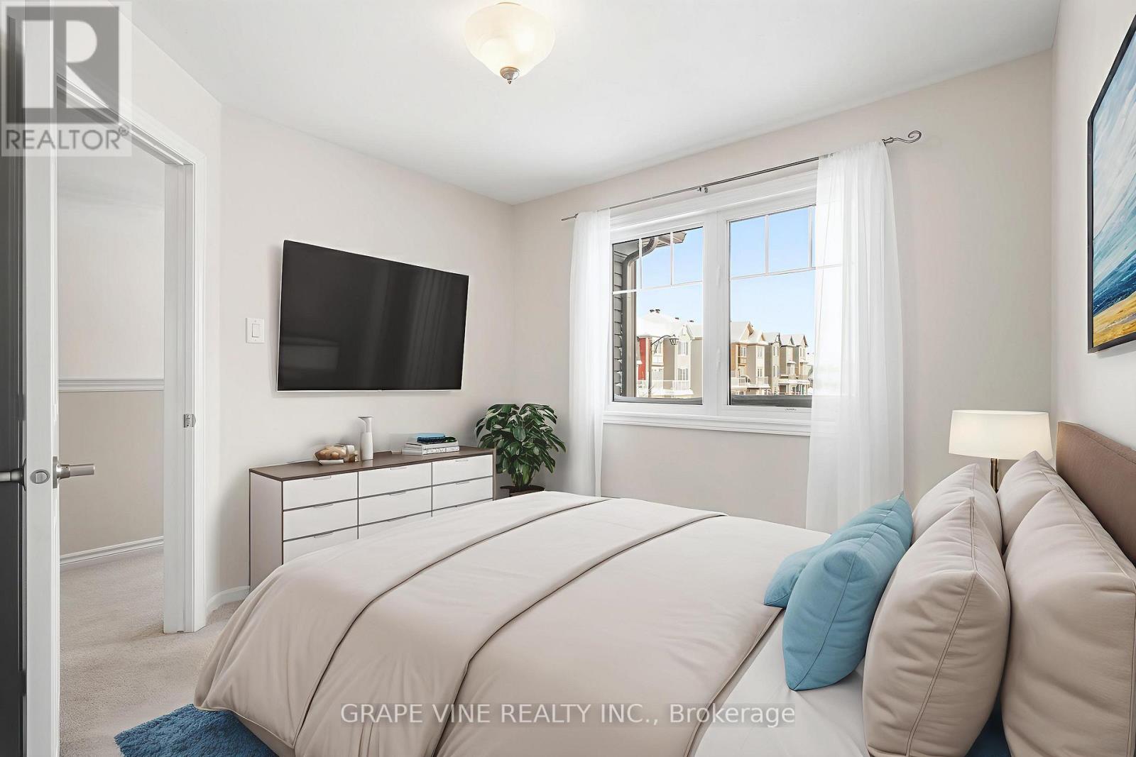 582 Meadowcreek Circle, Ottawa, Ontario  K2M 0J8 - Photo 16 - X12492864