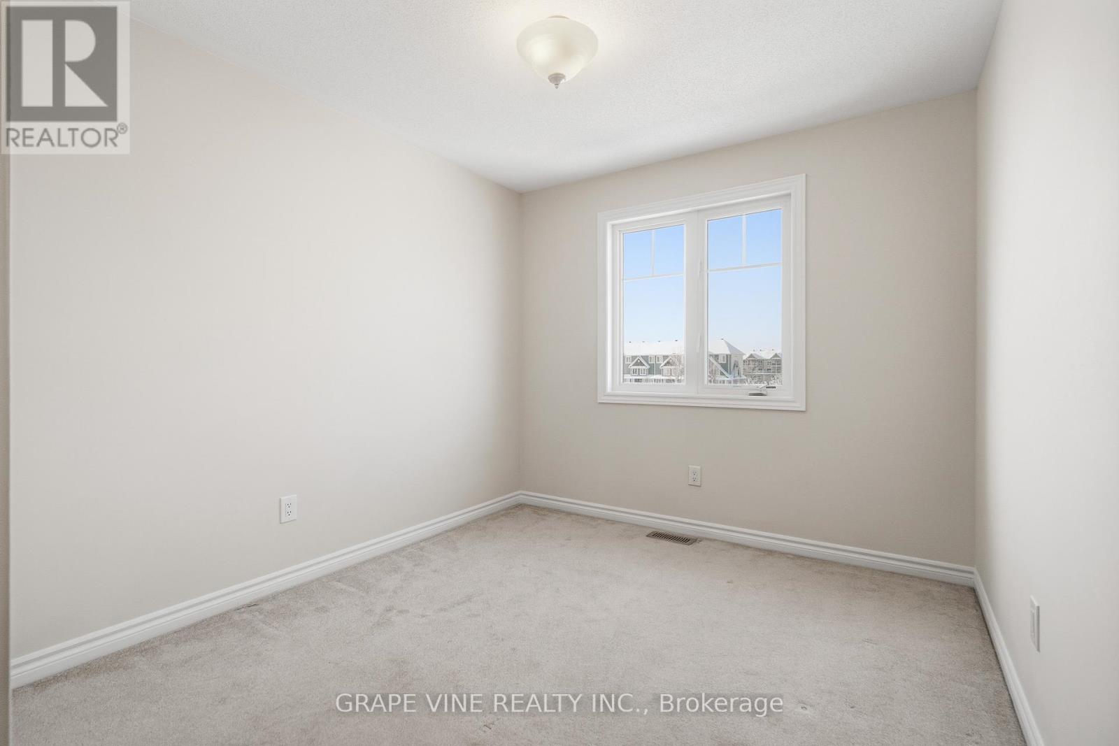 582 Meadowcreek Circle, Ottawa, Ontario  K2M 0J8 - Photo 19 - X12492864