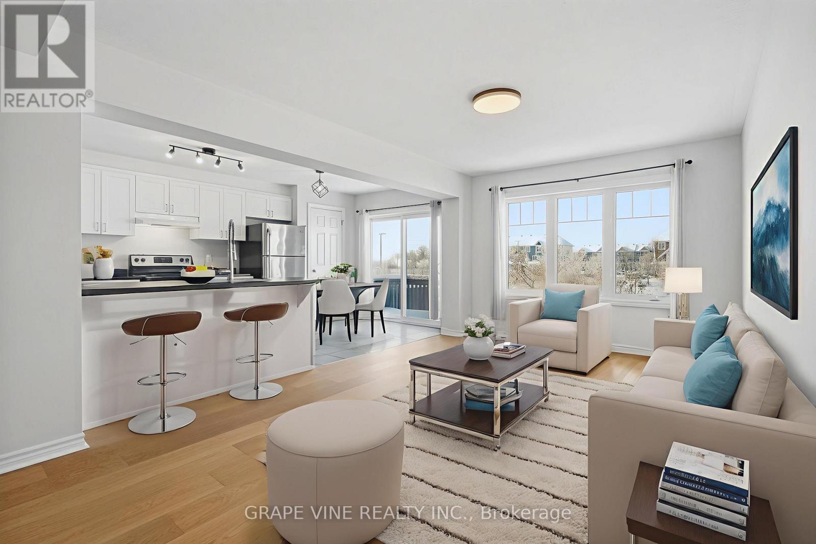 582 Meadowcreek Circle, Ottawa, Ontario  K2M 0J8 - Photo 7 - X12492864