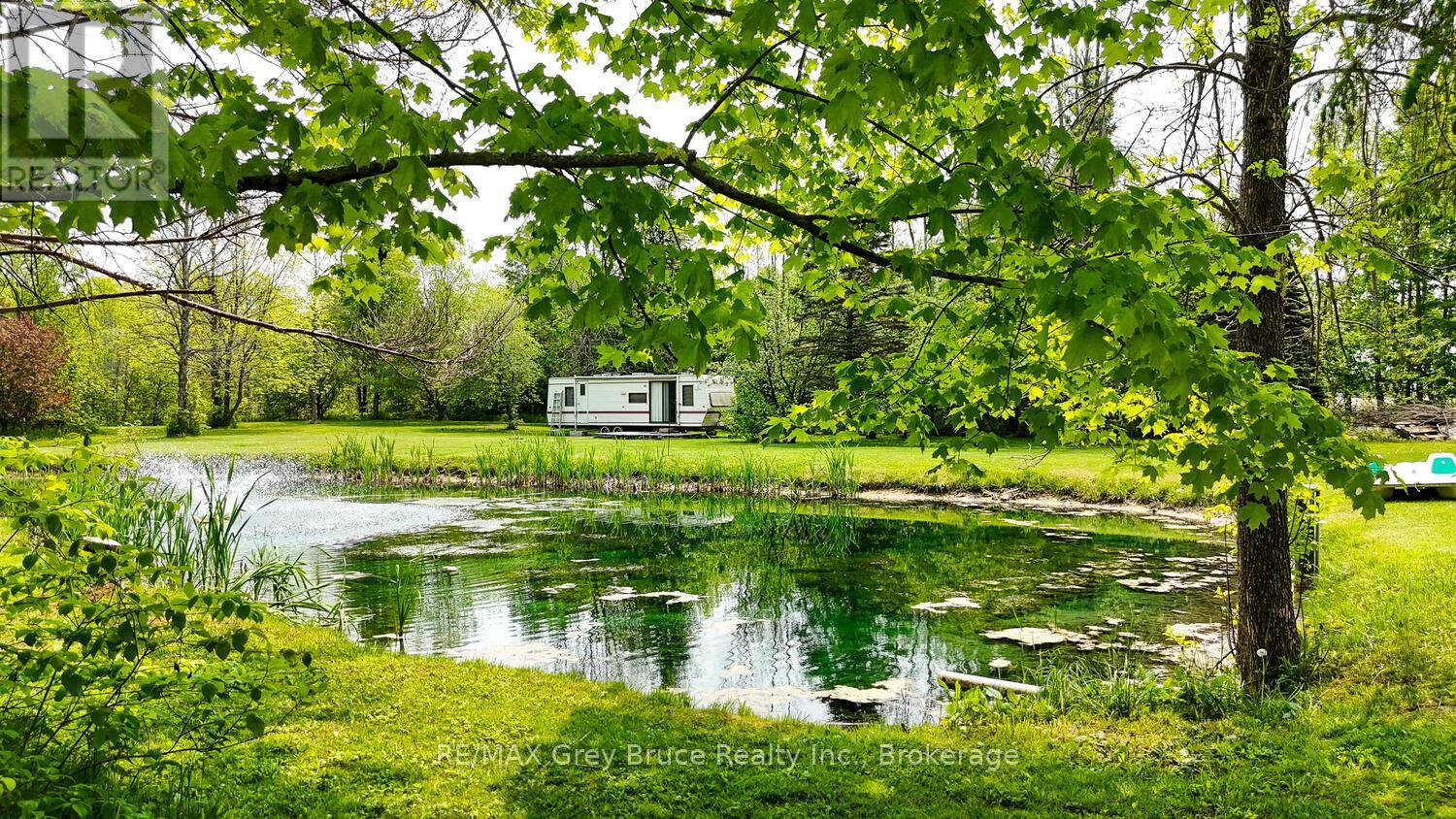 1033 Bruce Road 9, South Bruce Peninsula, Ontario  N0H 2T0 - Photo 29 - X12749326