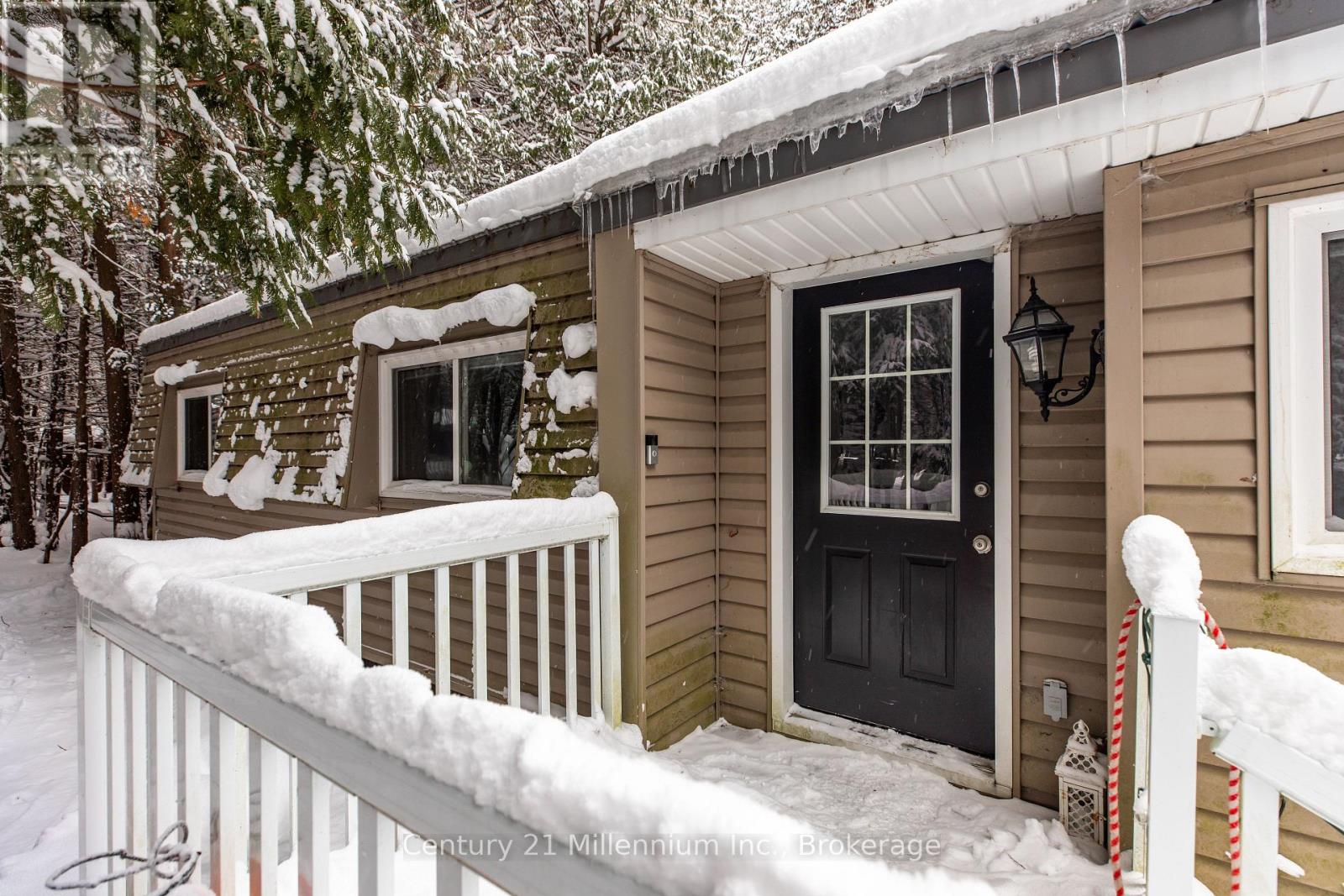 75 Albert Road, Kincardine, Ontario  N0G 2T0 - Photo 2 - X12749398