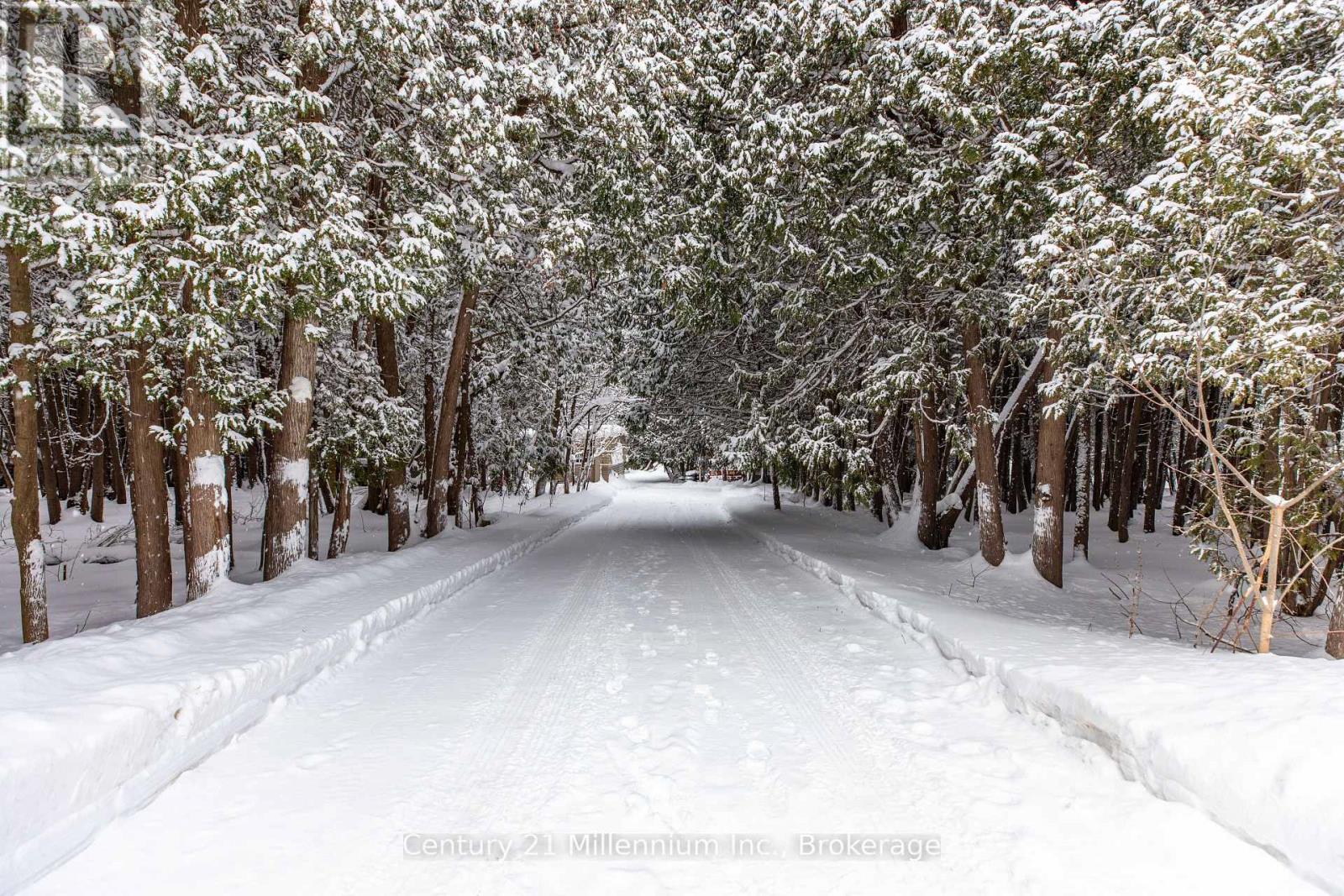 75 Albert Road, Kincardine, Ontario  N0G 2T0 - Photo 3 - X12749398