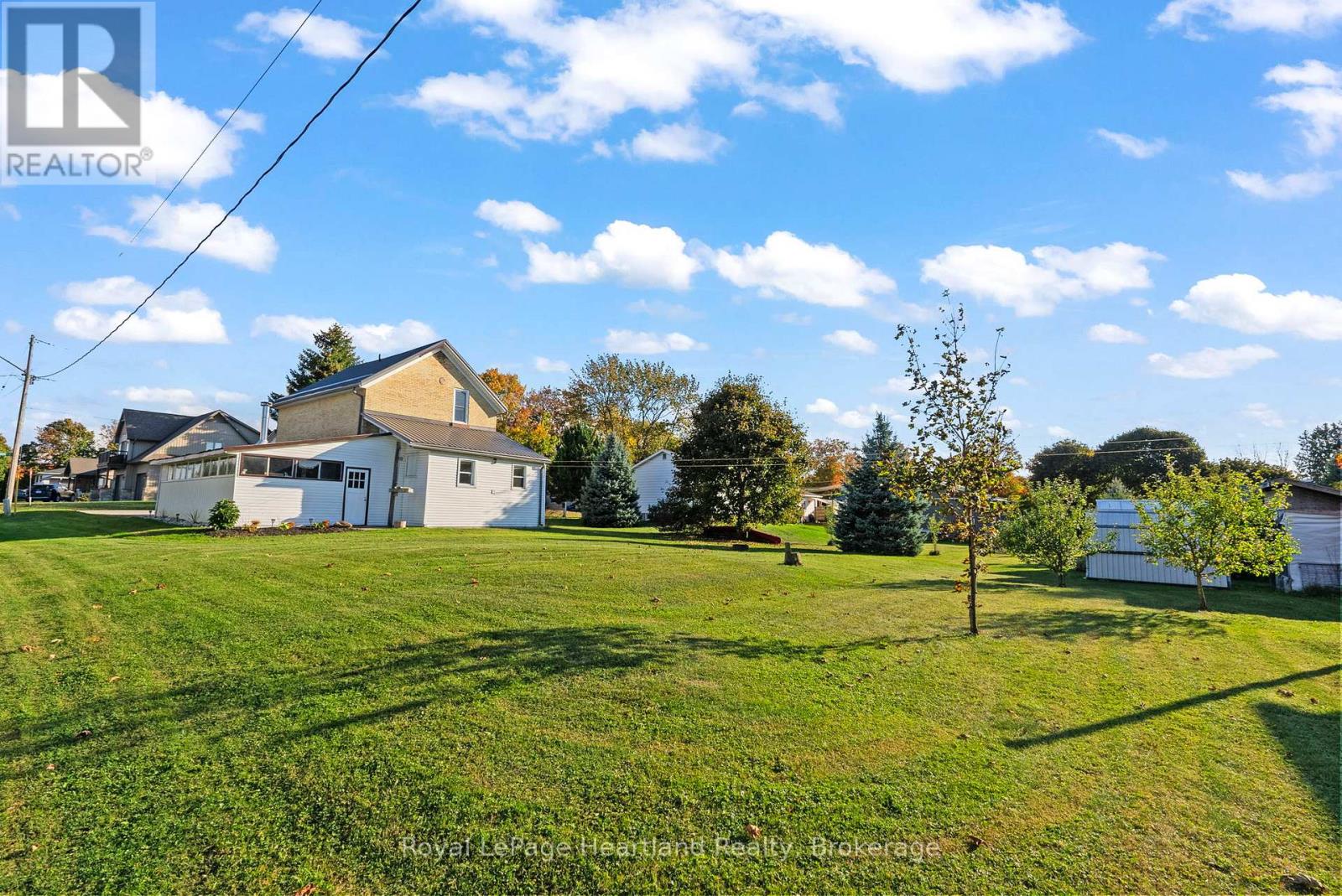 15 Queen Street E, Minto, Ontario  N0G 1M0 - Photo 32 - X12749460