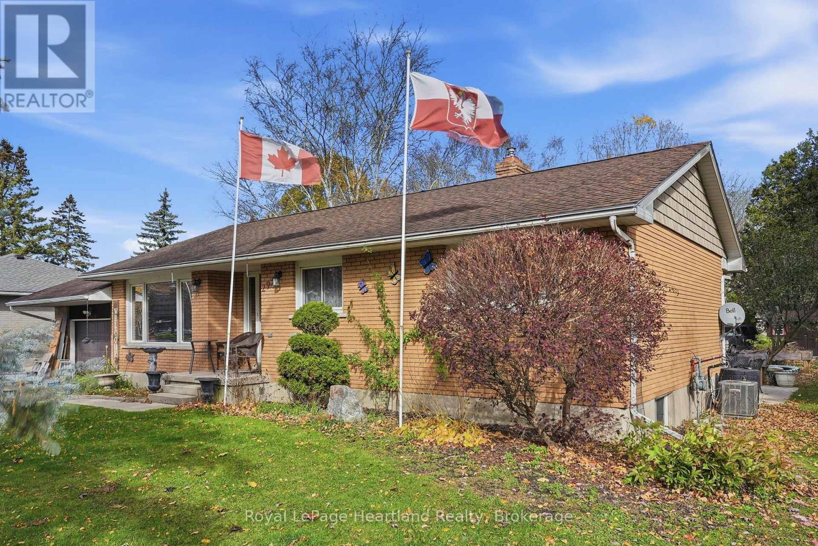292 Wellington Street, North Huron, Ontario  N0M 1H0 - Photo 32 - X12749520