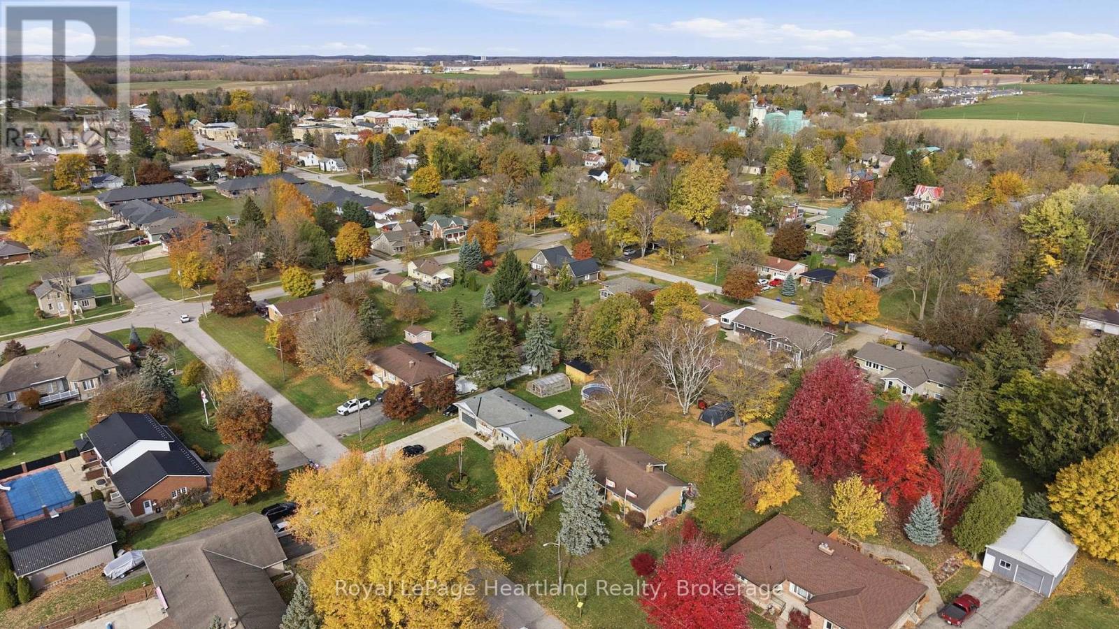 292 Wellington Street, North Huron, Ontario  N0M 1H0 - Photo 34 - X12749520