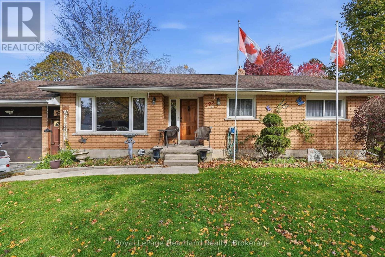 292 Wellington Street, North Huron, Ontario  N0M 1H0 - Photo 6 - X12749520