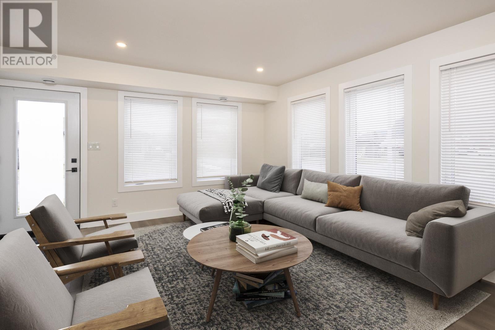 1101 Frederica Street W, Thunder Bay, Ontario  P7E 3Y1 - Photo 2 - TB2600115