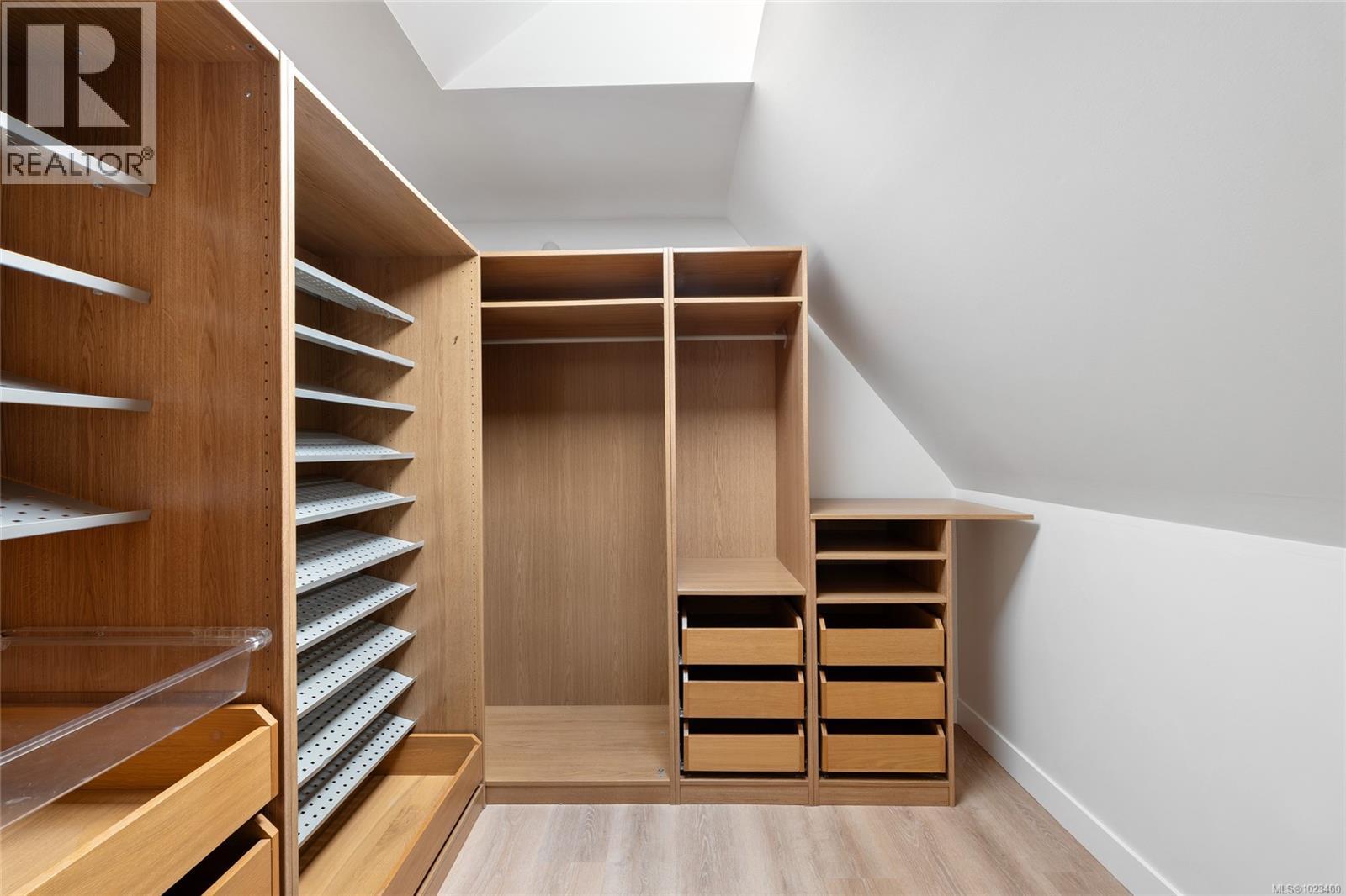 5208 Del Monte Ave, Saanich, British Columbia  V8Y 1X2 - Photo 25 - 1023400