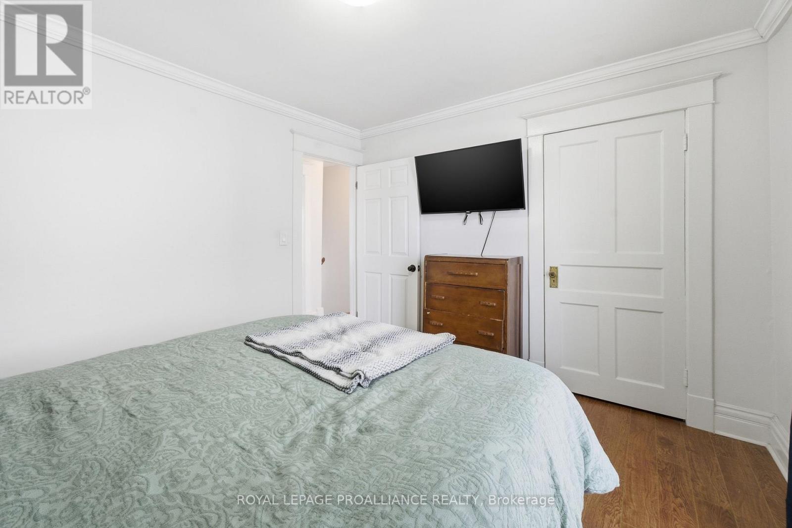 11 Cedar Street, Belleville, Ontario  K8P 3L8 - Photo 23 - X12749352