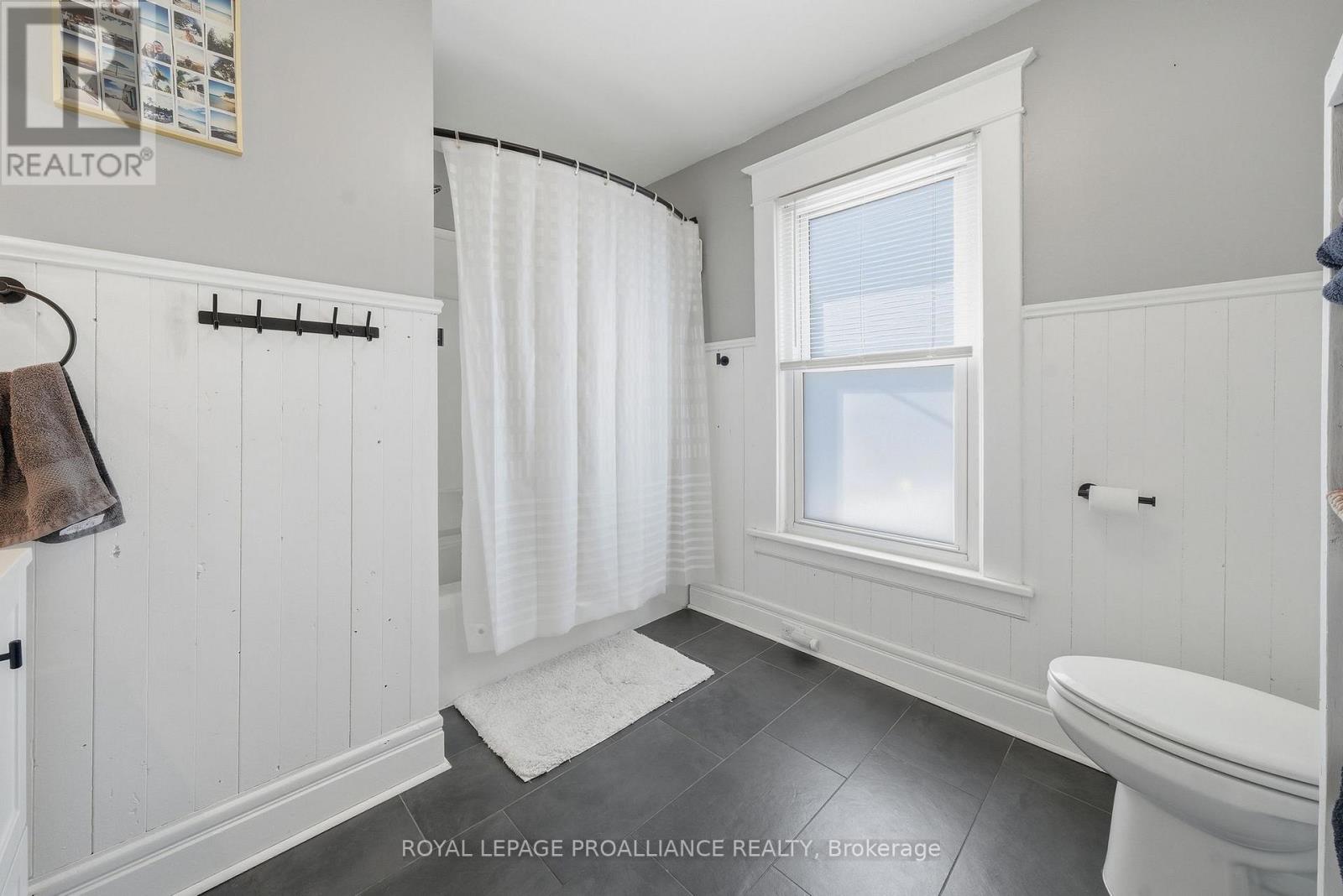 11 Cedar Street, Belleville, Ontario  K8P 3L8 - Photo 29 - X12749352