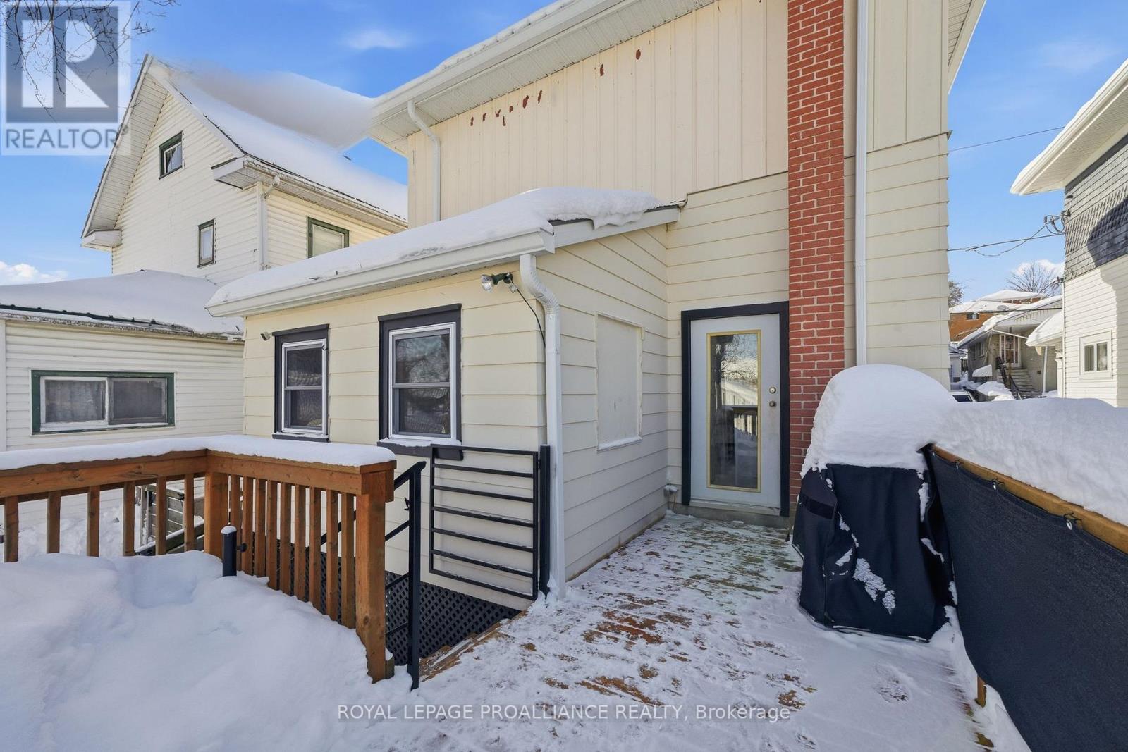 11 Cedar Street, Belleville, Ontario  K8P 3L8 - Photo 37 - X12749352