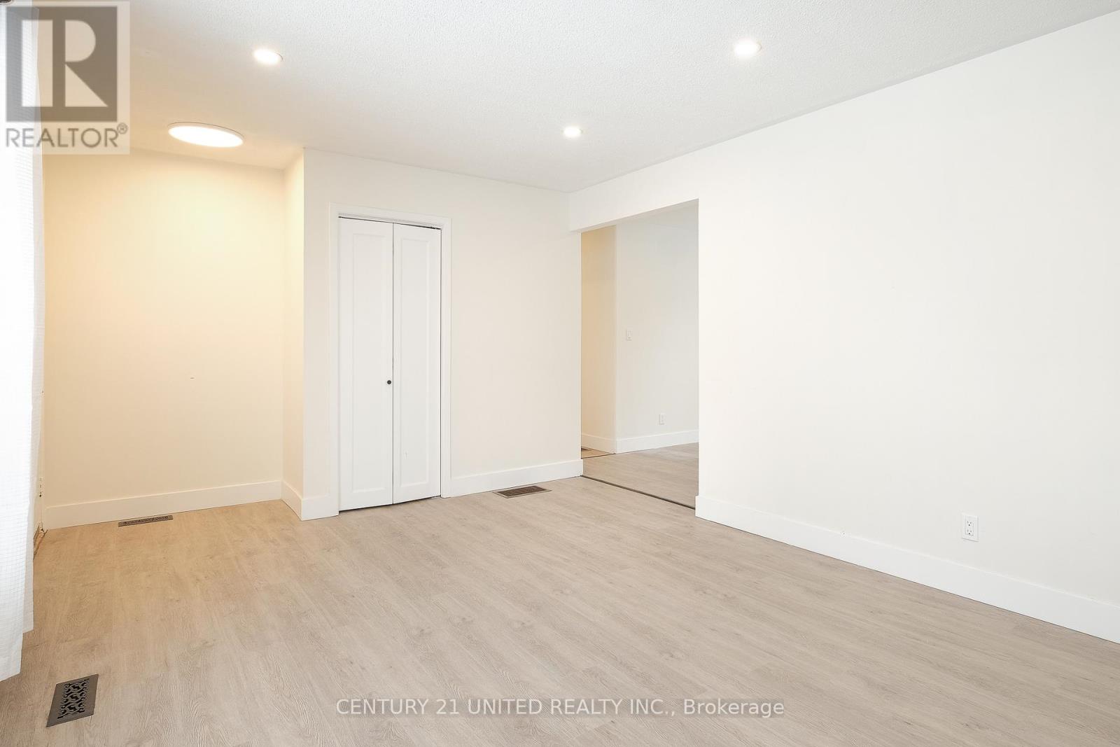 816 Stocker Road, Peterborough, Ontario  K9J 5T3 - Photo 4 - X12749378