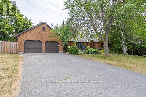 1887 Campbell Avenue, Cavan Monaghan, Ontario  K9J 0E5 - Photo 2 - X12749494