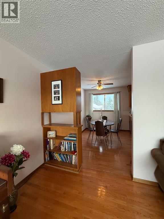 5317 47th Street, High Prairie, Alberta  T0G 1E0 - Photo 5 - A2282177