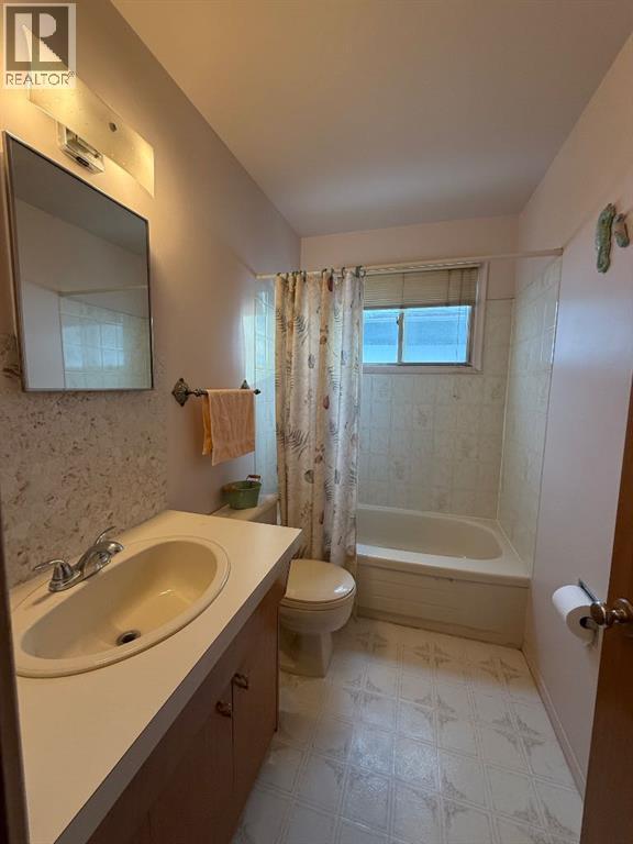 5317 47th Street, High Prairie, Alberta  T0G 1E0 - Photo 13 - A2282177