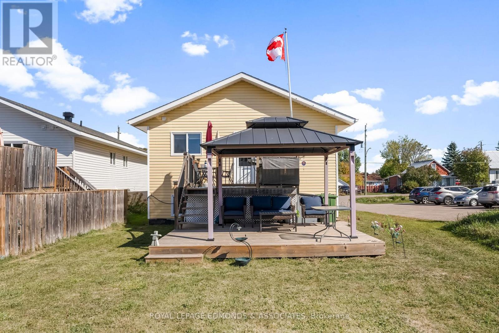 260 Mckenzie Street, Pembroke, Ontario  K8A 3V7 - Photo 29 - X12749424