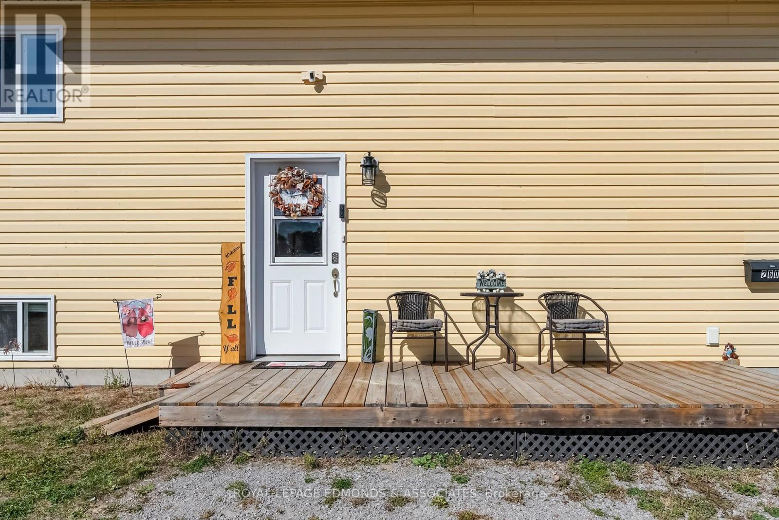 260 Mckenzie Street, Pembroke, Ontario  K8A 3V7 - Photo 5 - X12749424