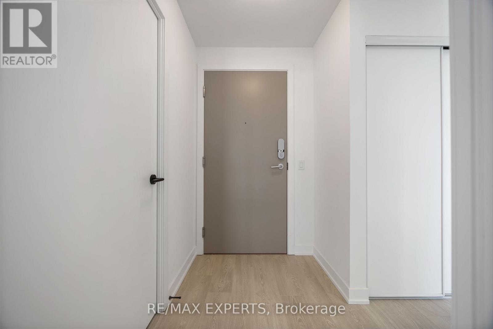 908 - 1 Quarrington Lane, Toronto, Ontario  M3C 0S4 - Photo 10 - C12749316
