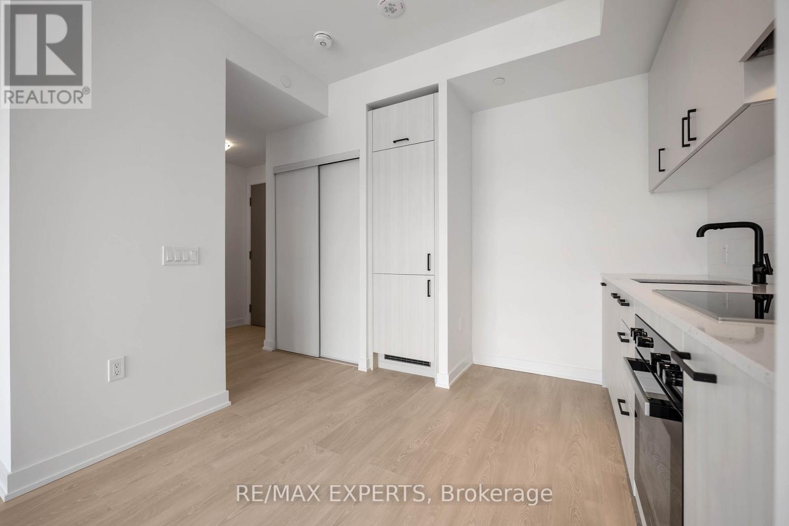 908 - 1 Quarrington Lane, Toronto, Ontario  M3C 0S4 - Photo 14 - C12749316