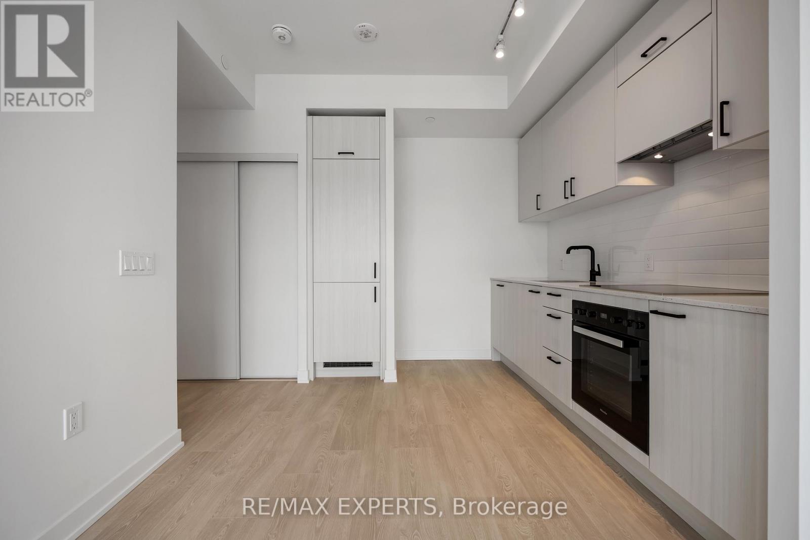 908 - 1 Quarrington Lane, Toronto, Ontario  M3C 0S4 - Photo 15 - C12749316