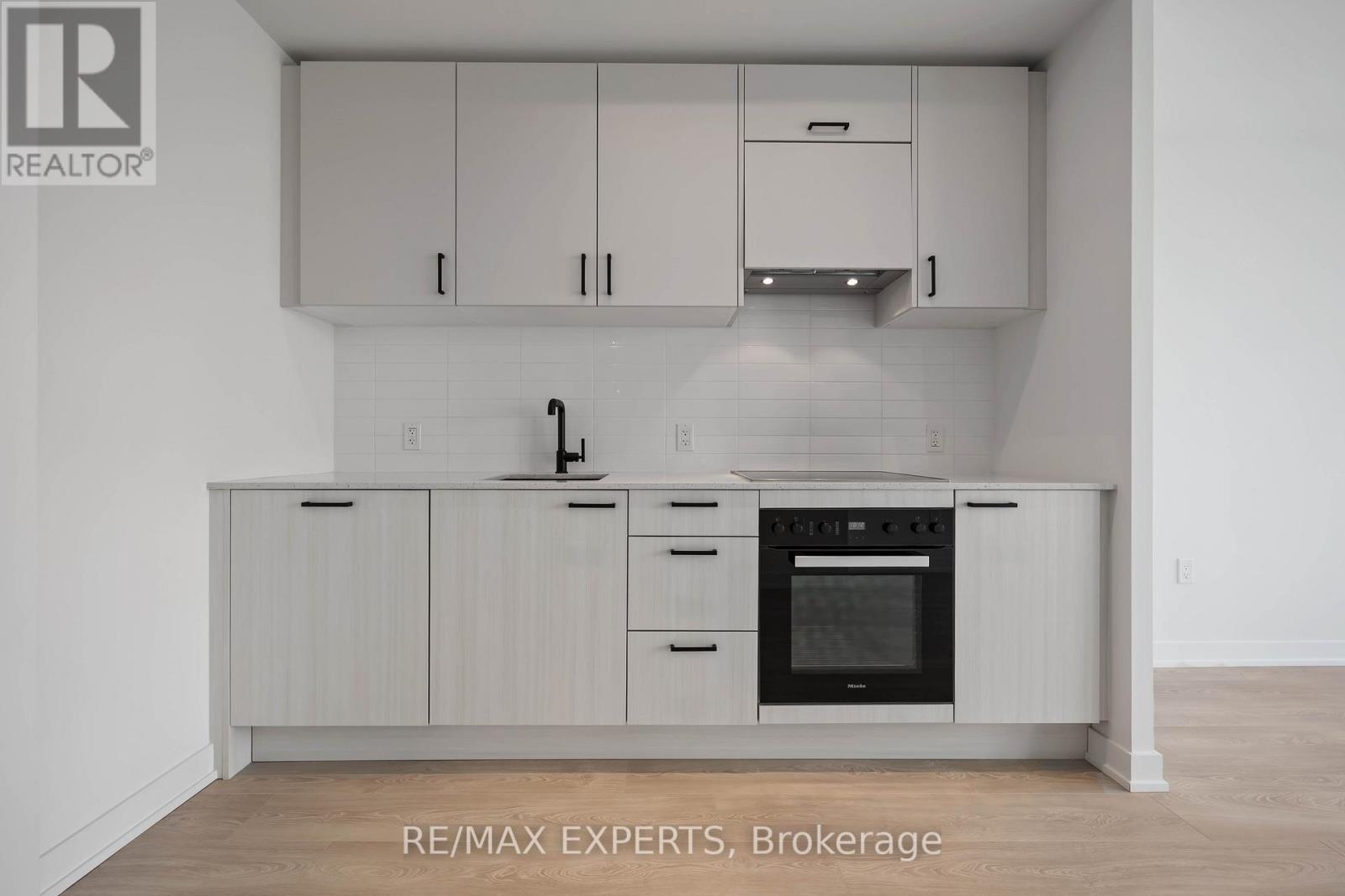 908 - 1 Quarrington Lane, Toronto, Ontario  M3C 0S4 - Photo 17 - C12749316