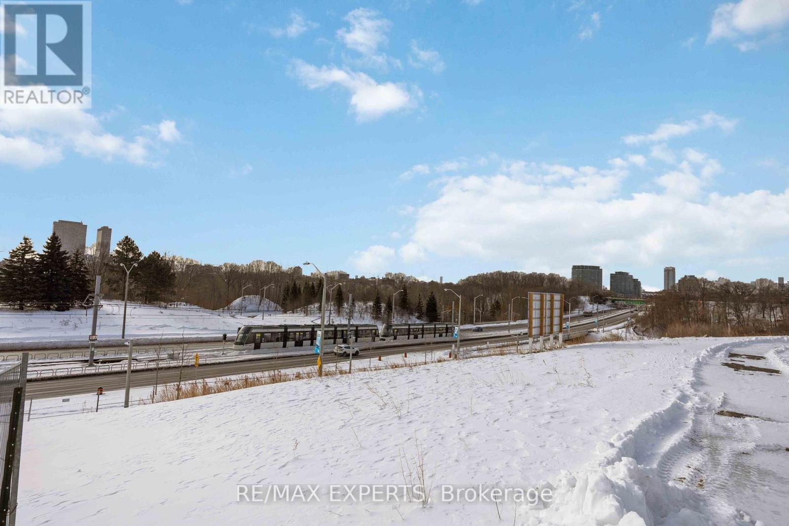 908 - 1 Quarrington Lane, Toronto, Ontario  M3C 0S4 - Photo 34 - C12749316