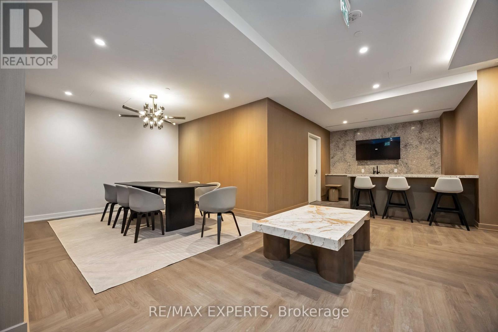 908 - 1 Quarrington Lane, Toronto, Ontario  M3C 0S4 - Photo 4 - C12749316