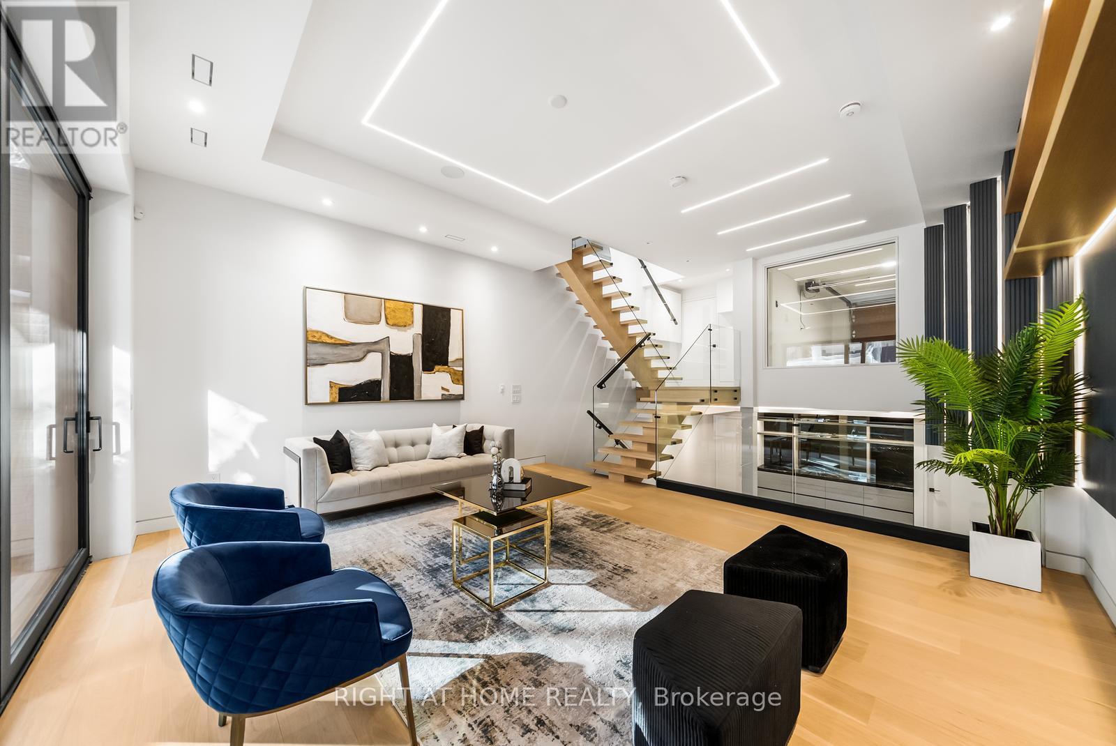 74b Rathnelly Avenue, Toronto, Ontario  M4V 2M6 - Photo 39 - C12749330