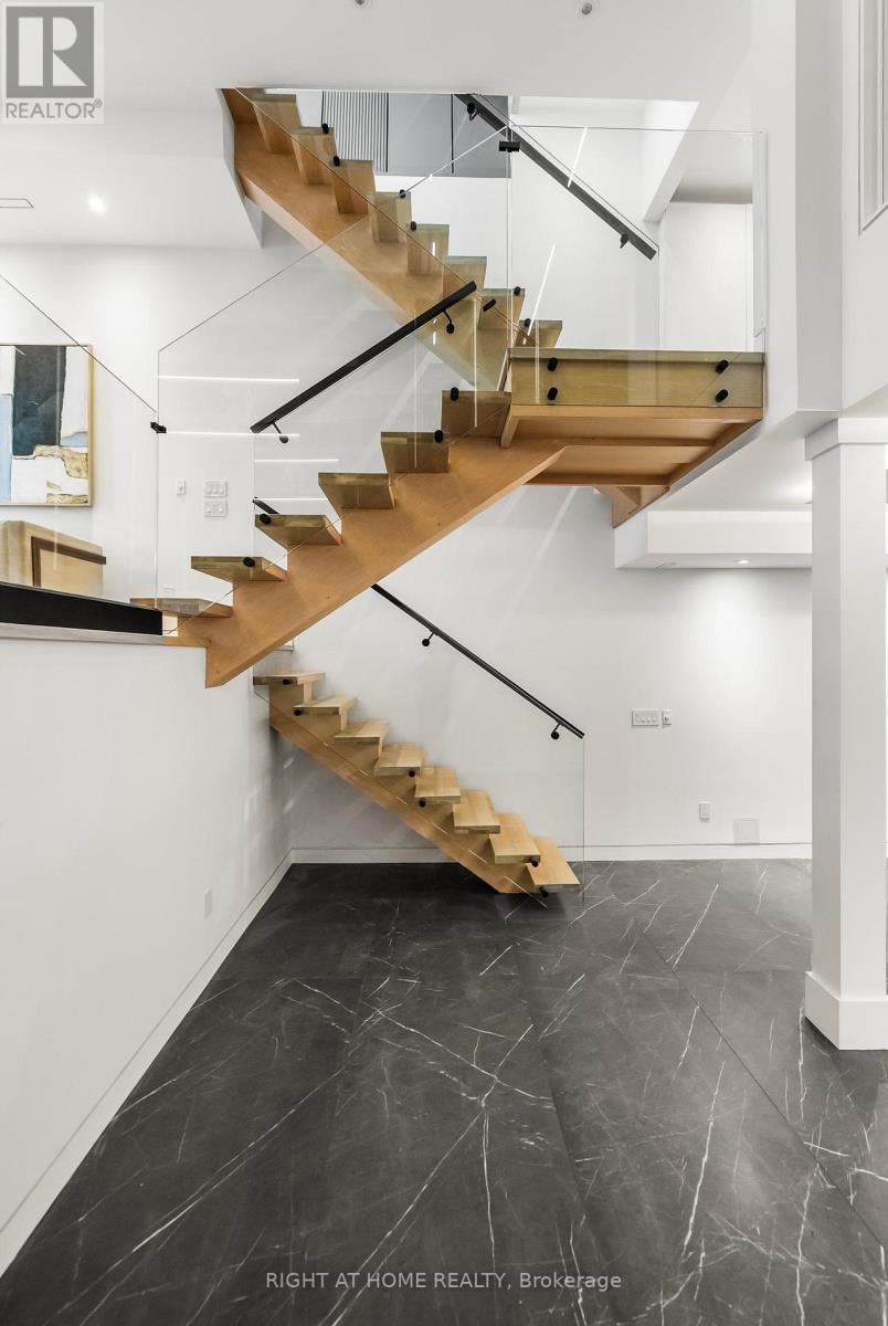 74b Rathnelly Avenue, Toronto, Ontario  M4V 2M6 - Photo 46 - C12749330