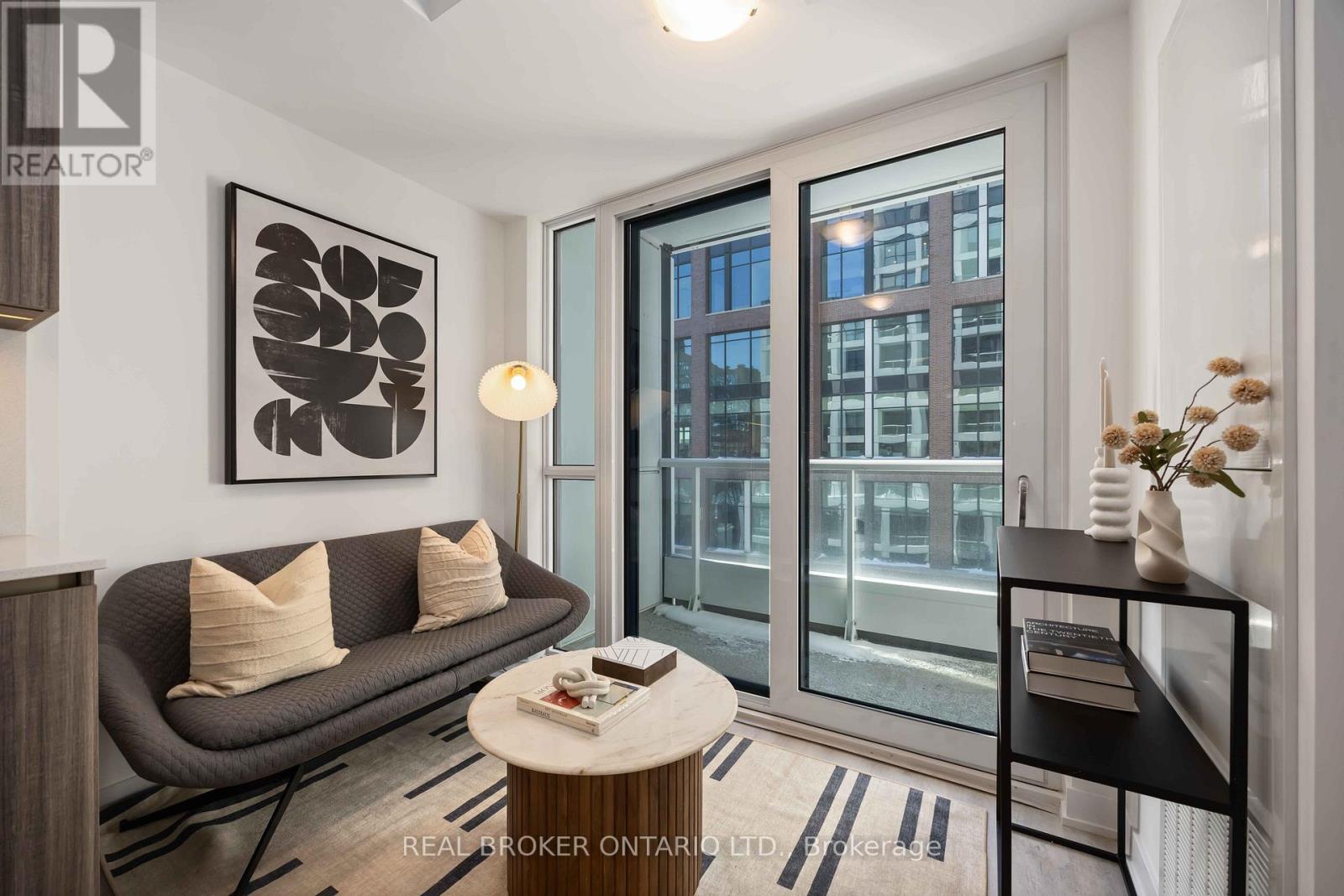 725 - 15 RICHARDSON STREET, Toronto, Ontario