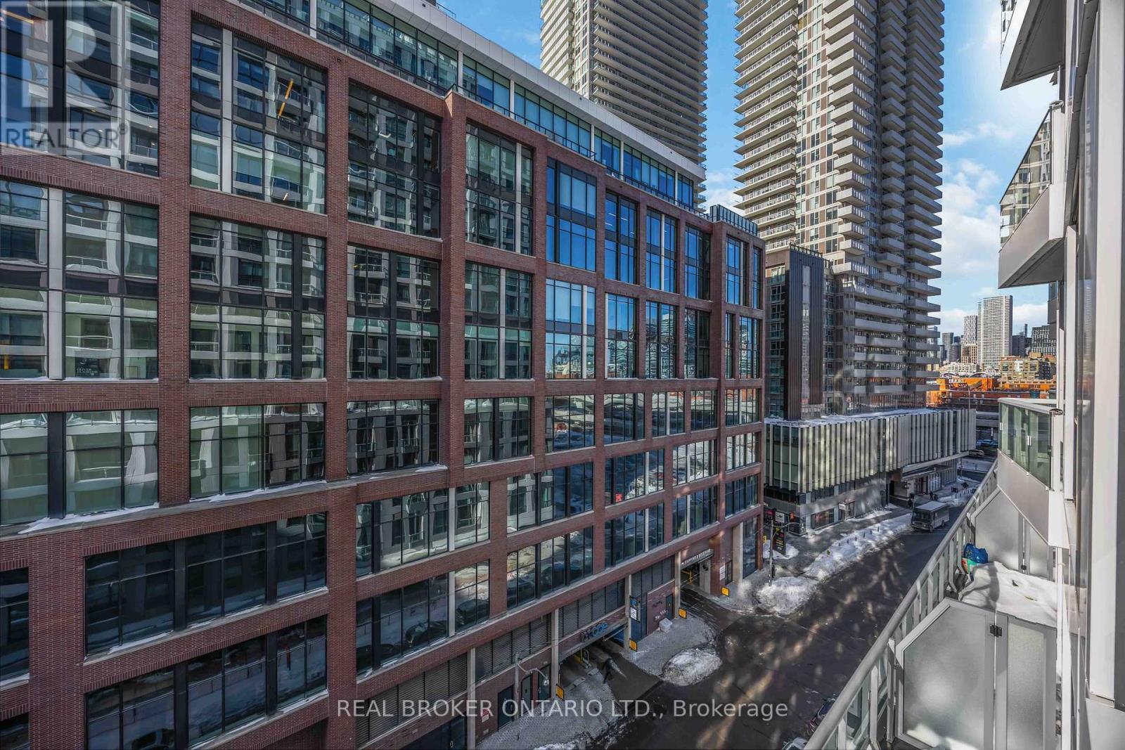 725 - 15 Richardson Street, Toronto, Ontario  M5A 0Y5 - Photo 37 - C12749358