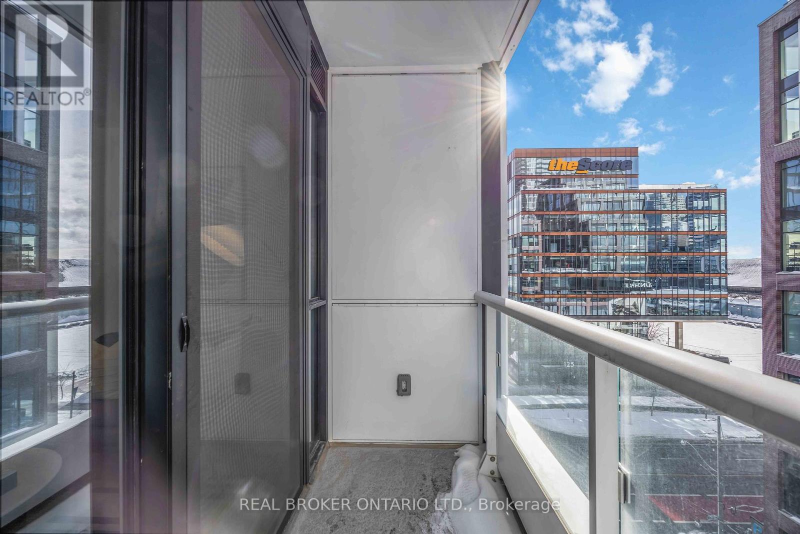 725 - 15 Richardson Street, Toronto, Ontario  M5A 0Y5 - Photo 42 - C12749358