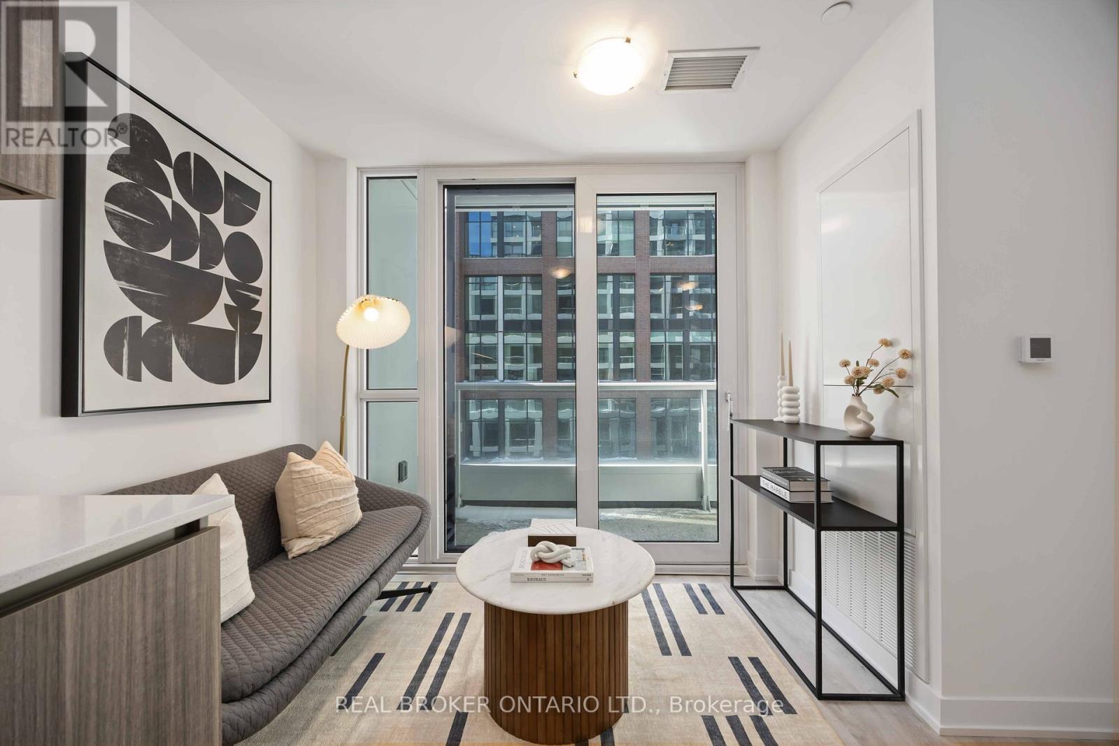 725 - 15 Richardson Street, Toronto, Ontario  M5A 0Y5 - Photo 6 - C12749358