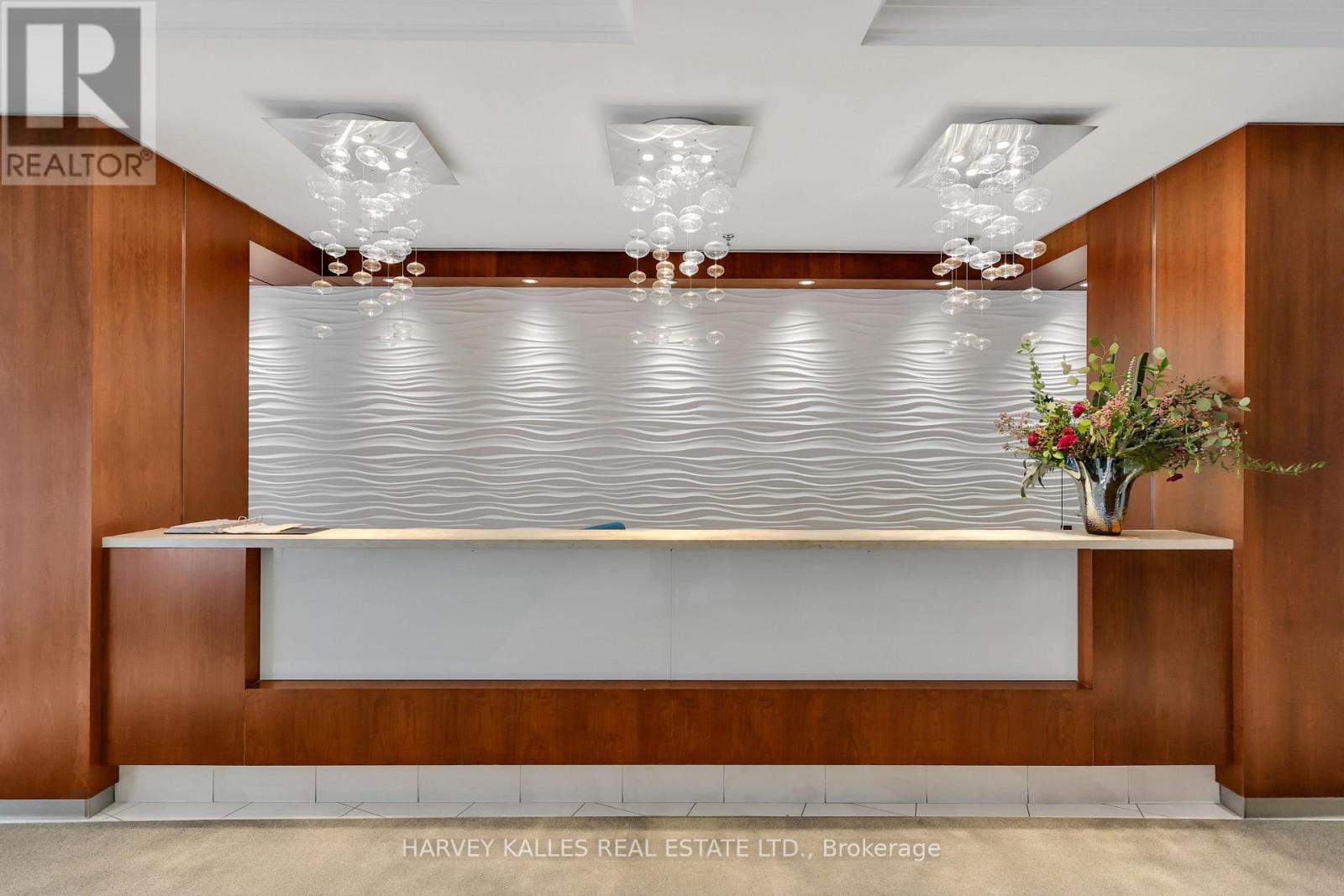 305 - 300 Bloor Street E, Toronto, Ontario  M4W 3Y2 - Photo 3 - C12749386