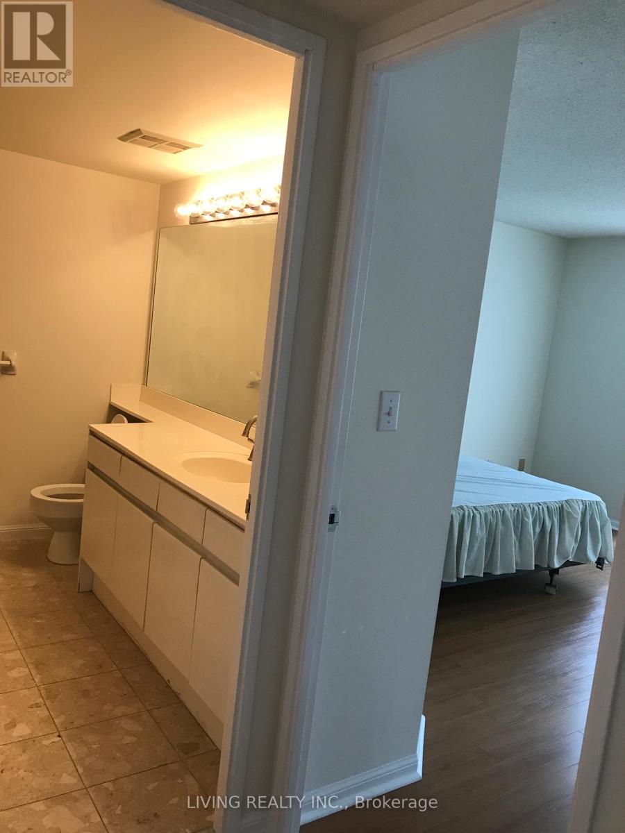 801 - 7 Carlton Street, Toronto, Ontario  M5B 2M3 - Photo 12 - C12749464