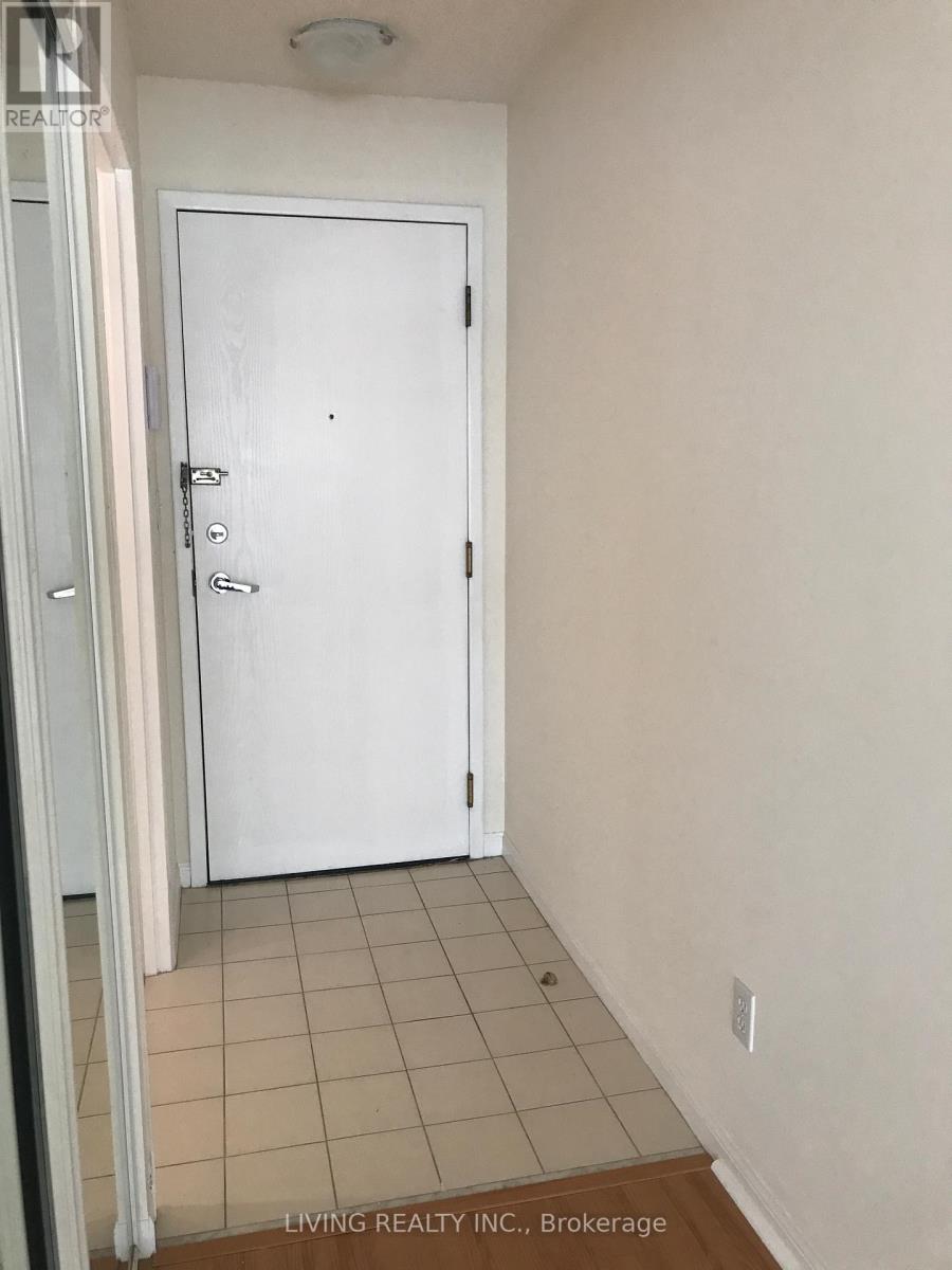 801 - 7 Carlton Street, Toronto, Ontario  M5B 2M3 - Photo 13 - C12749464