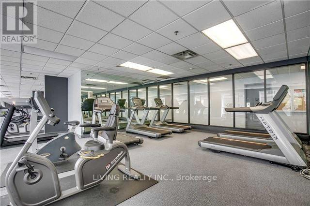 801 - 7 Carlton Street, Toronto, Ontario  M5B 2M3 - Photo 5 - C12749464