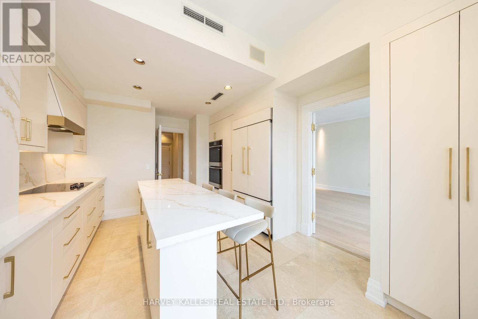 #5b - 2 Chedington Place, Toronto, Ontario  M4N 3R5 - Photo 18 - C12749474